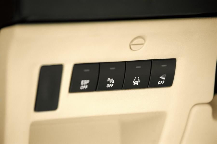  Citroen C4 2005 года  (фото 30 из 150)